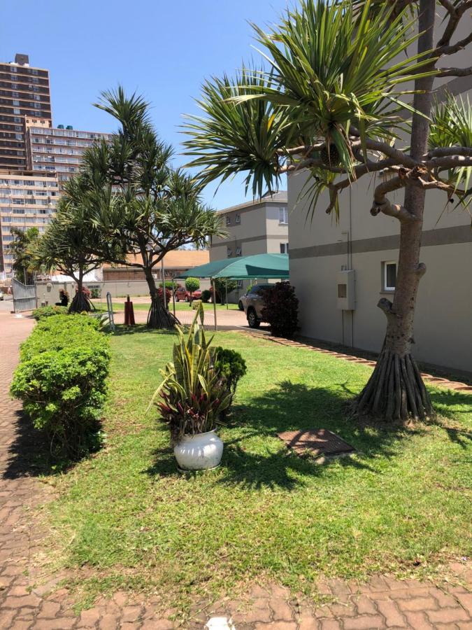 Summer Sands - Durban North Beach Accommodation 외부 사진